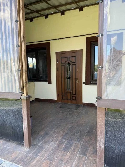 Просторий будинок 130 м² біля річки, гараж на 2 авто, 13 сот