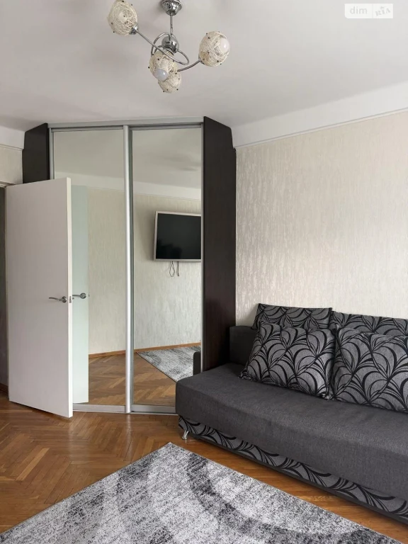 Long-Term Rental Apartment, Obolón