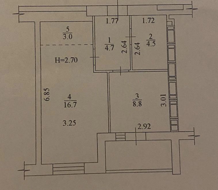 I'm selling my one-room apartment