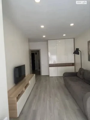 Long-Term Rental Apartment, Darnytsky District