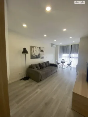 Long-Term Rental Apartment, Darnytsky District