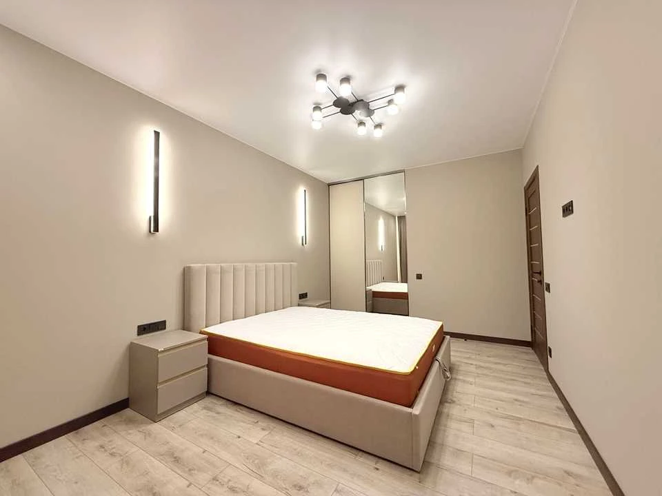 Apartment. Revuцького Street, Kyiv