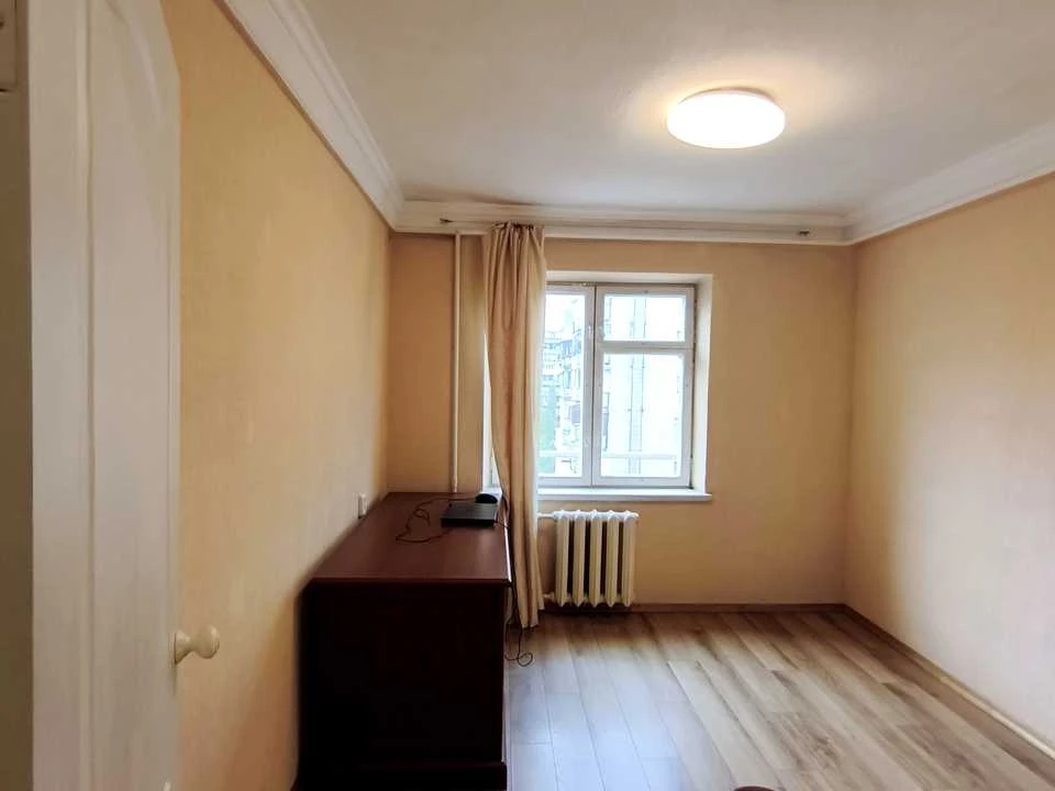 Квартира. Київ, Івана Миколайчука вул.