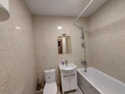 Rent 1-bedroom apartment 37 sq m on the 3rd floor.