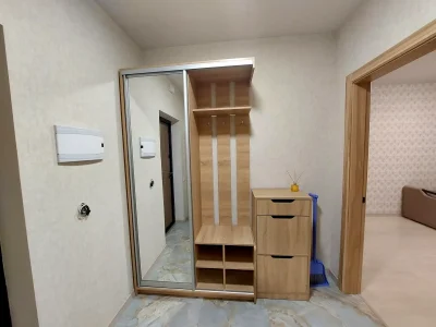 Rent 1-bedroom apartment 37 sq m on the 3rd floor.