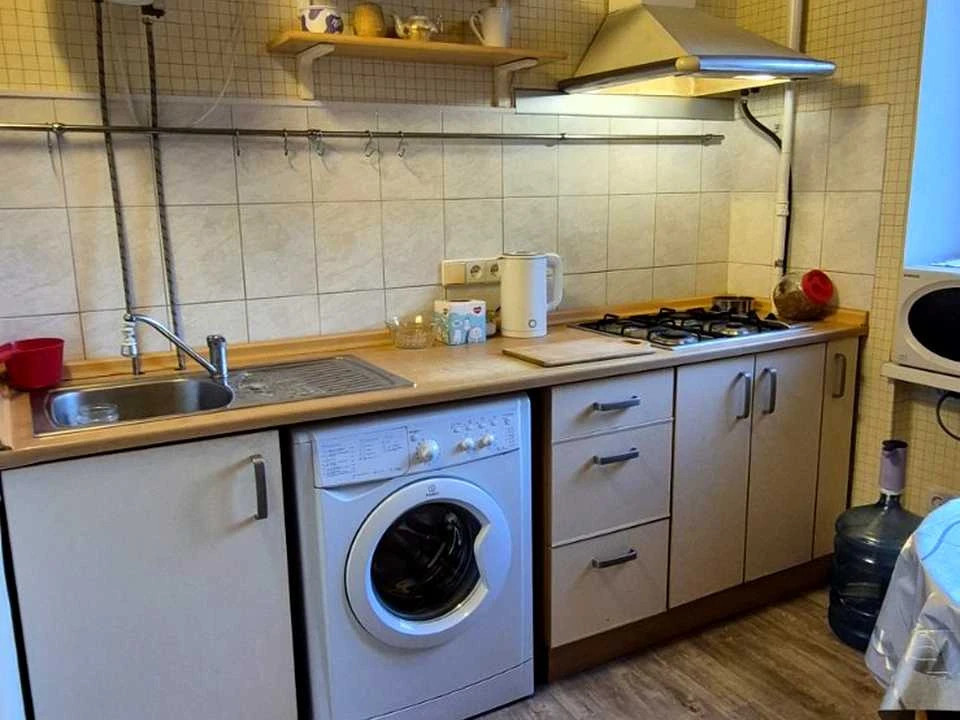 Apartment. Verkhovna Rada Blvd, Kyiv