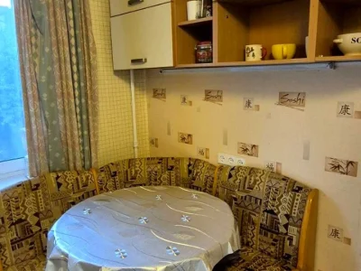 Apartment. Verkhovna Rada Blvd, Kyiv