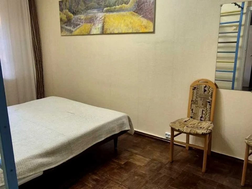 Apartment. Verkhovna Rada Blvd, Kyiv