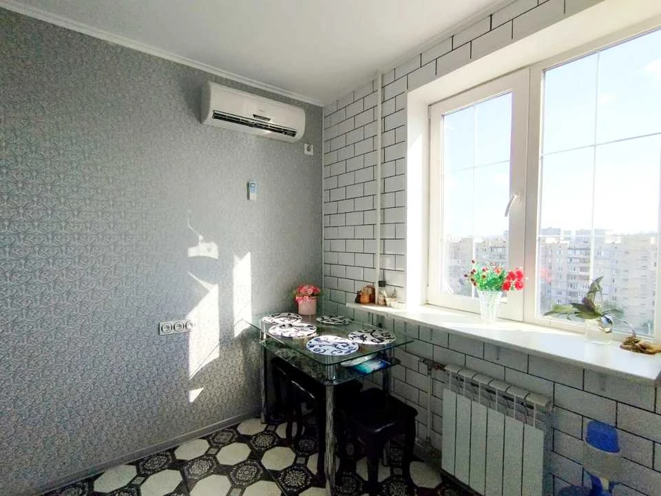 Квартира. Київ, Сержа Лифаря вул.