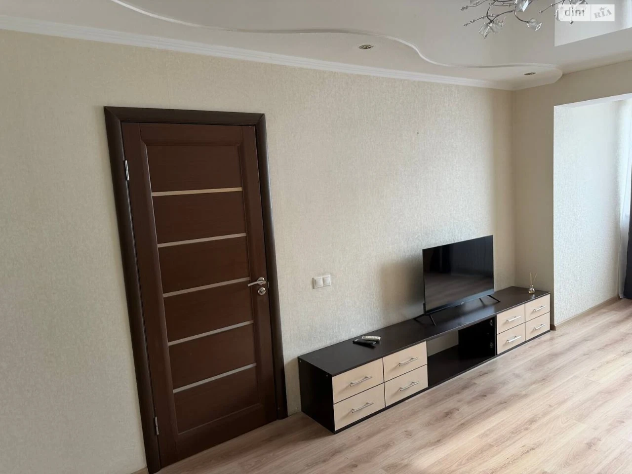 Long-Term Rental Apartment, Left Bank