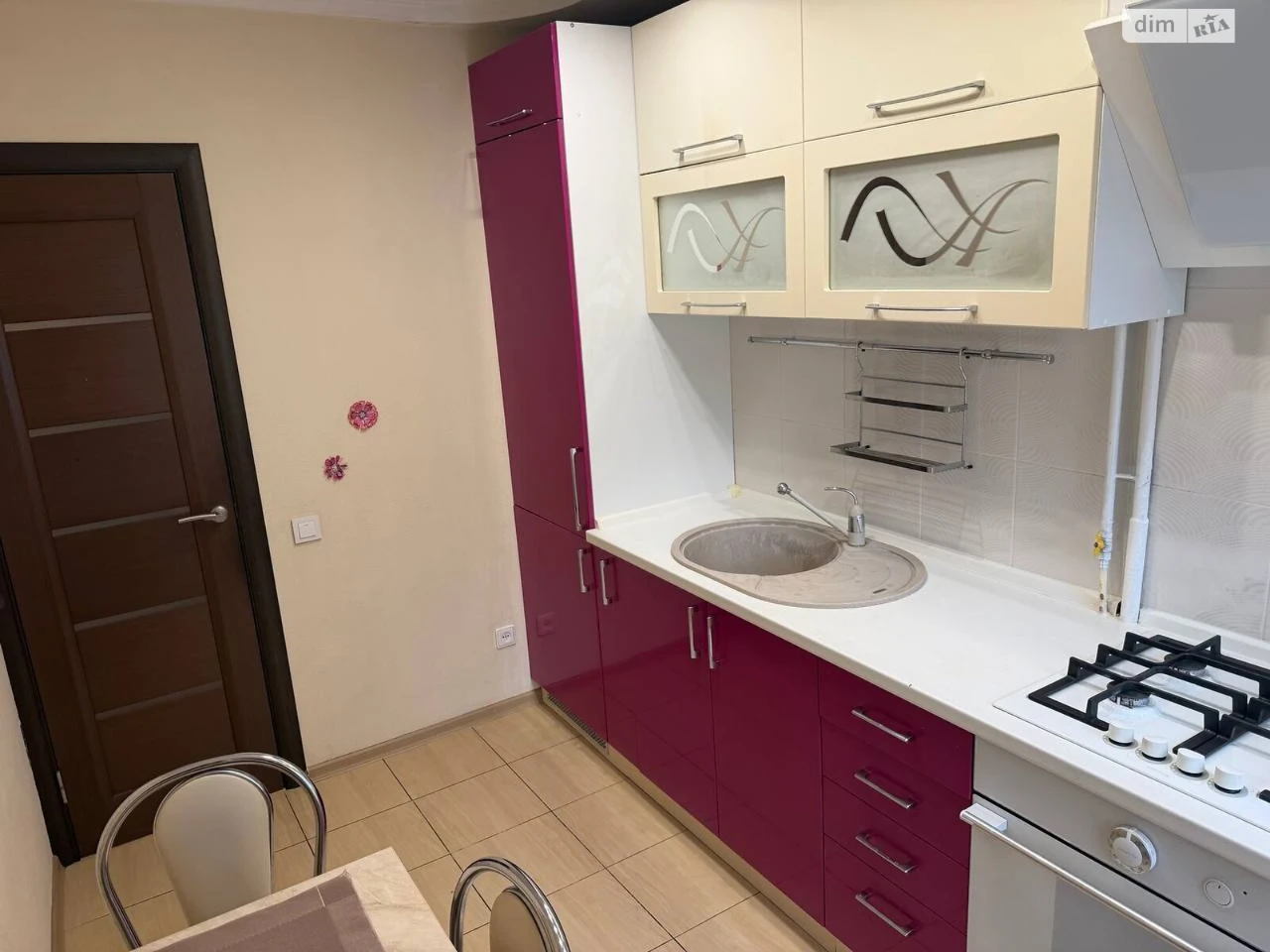 Long-Term Rental Apartment, Left Bank