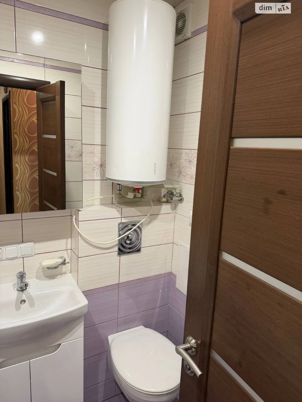 Long-Term Rental Apartment, Left Bank