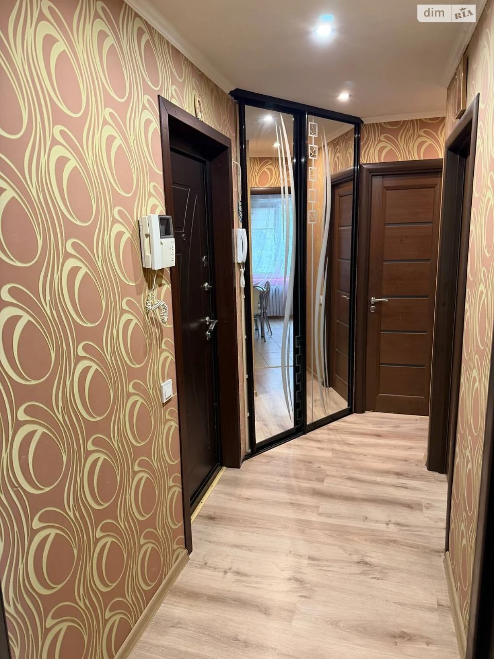 Long-Term Rental Apartment, Left Bank