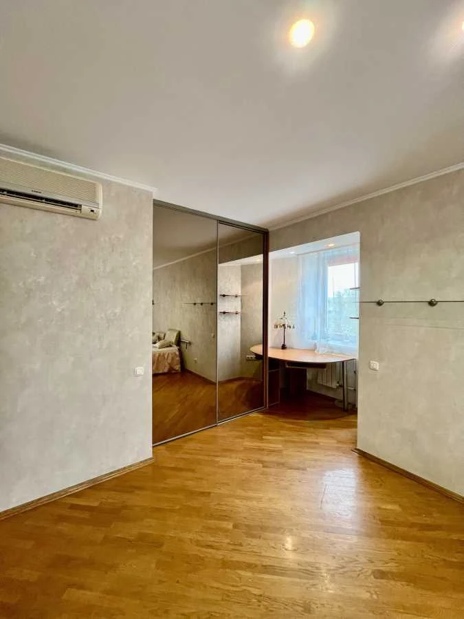 Продажа 2-комнатной квартиры 81 м², Маршала Тимошенко ул., 1