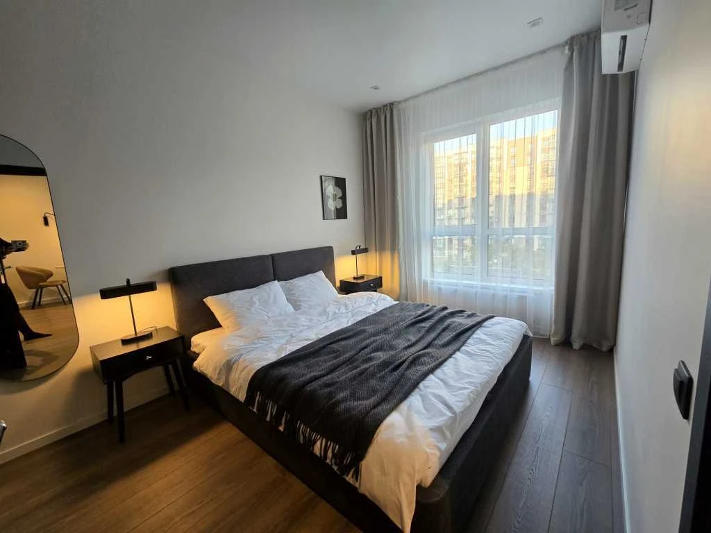 Sale of a 1-room apartment 43 m², Metrologicheskaya st., 107