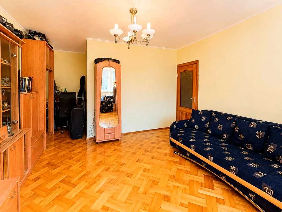 Квартира. Київ, вулиця Бориса Гмирі