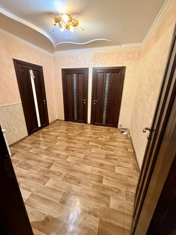 Продаж 3-кімнатної квартири на Троєщині