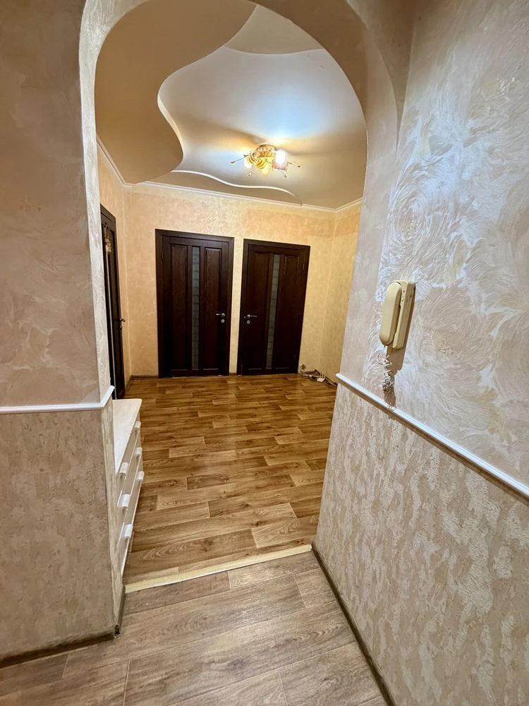 Продаж 3-кімнатної квартири на Троєщині