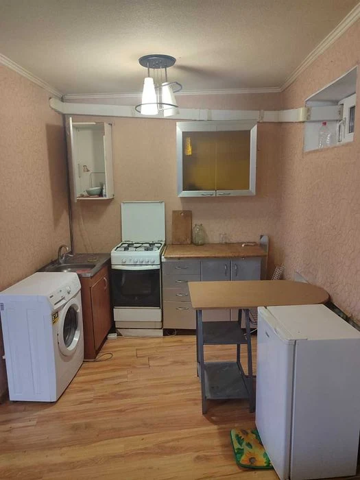Selling a one-room apartment in the city center