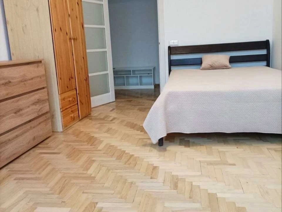 Квартира. Київ, Волоська вул.