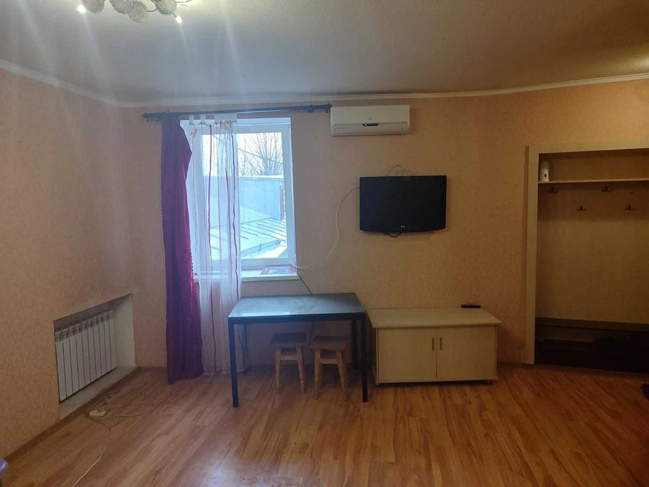 Selling a one-room apartment in the city center