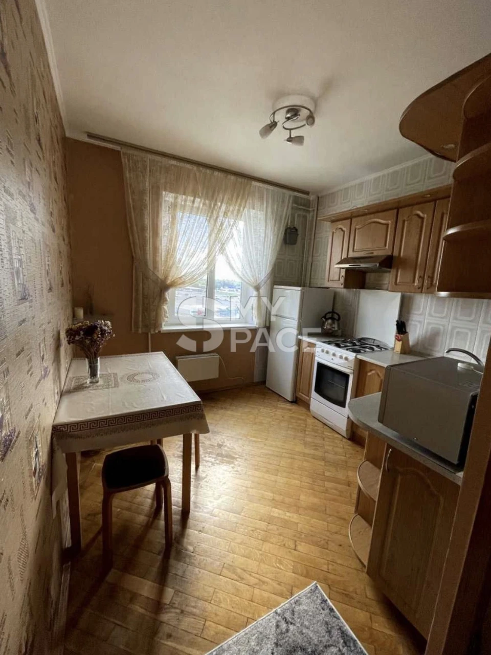 Продажа 2-х комнатной квартиры в районе метро Позняки, ул. Соломии Крушельницкой