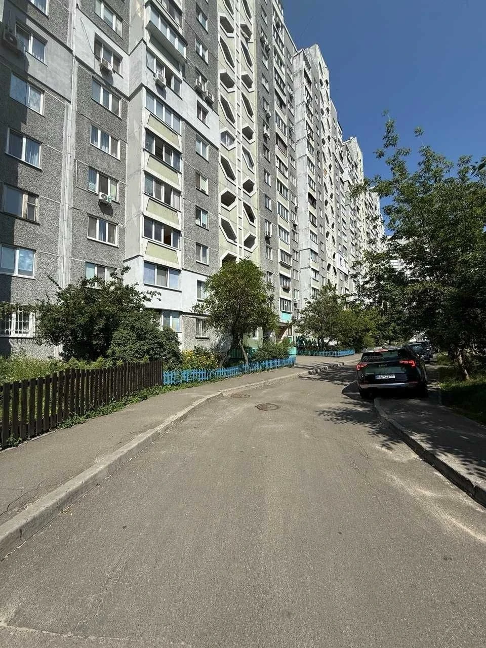 Sale of a 2-room apartment on вул. Sosnytska 19, Dniprovsky district