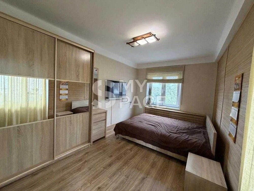 3 room apartment on Berezhnyk, street Pavlo Tychyna 9b