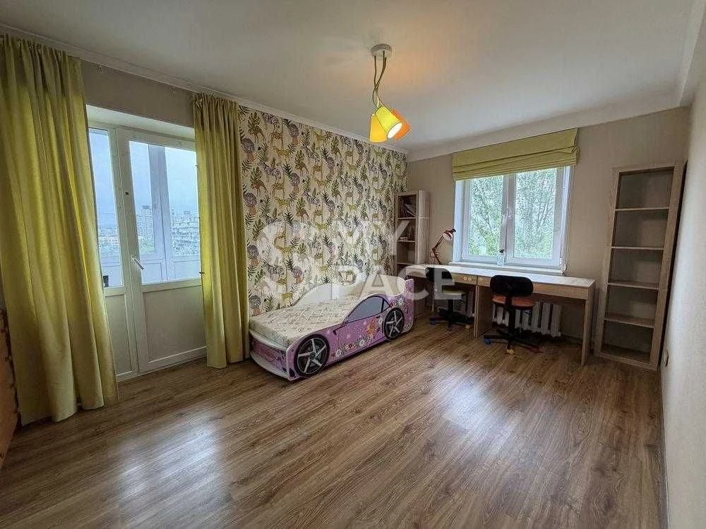 3 room apartment on Berezhnyk, street Pavlo Tychyna 9b