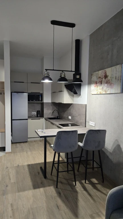 Apartment with renovation and balcony, Warsaw 3, h-3,2 m.