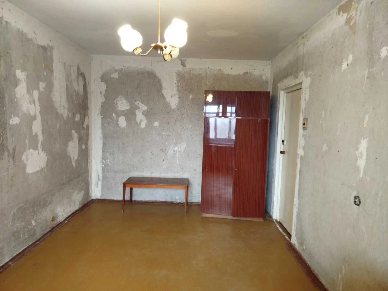 1-кімнатна квартира Карачуни, 2 поверх, не кутова