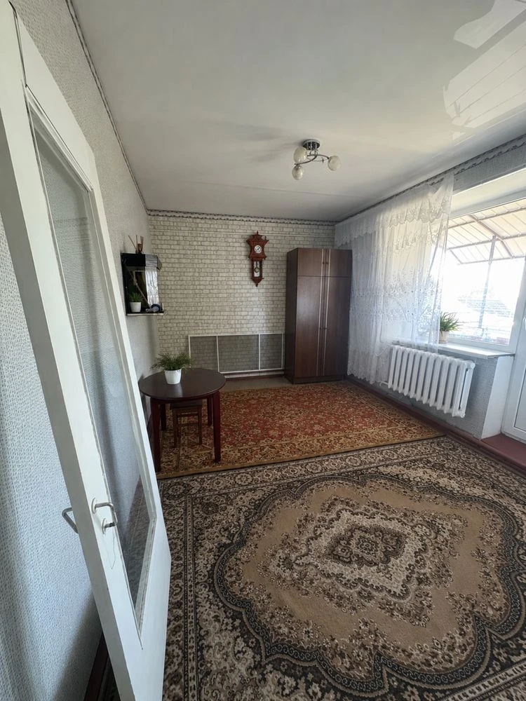 Продаж двокімнатноі квартири в центрі міста Кобеляки