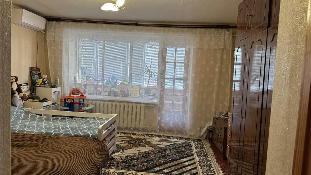 продаётся 2-комнатная квартира в центре города
