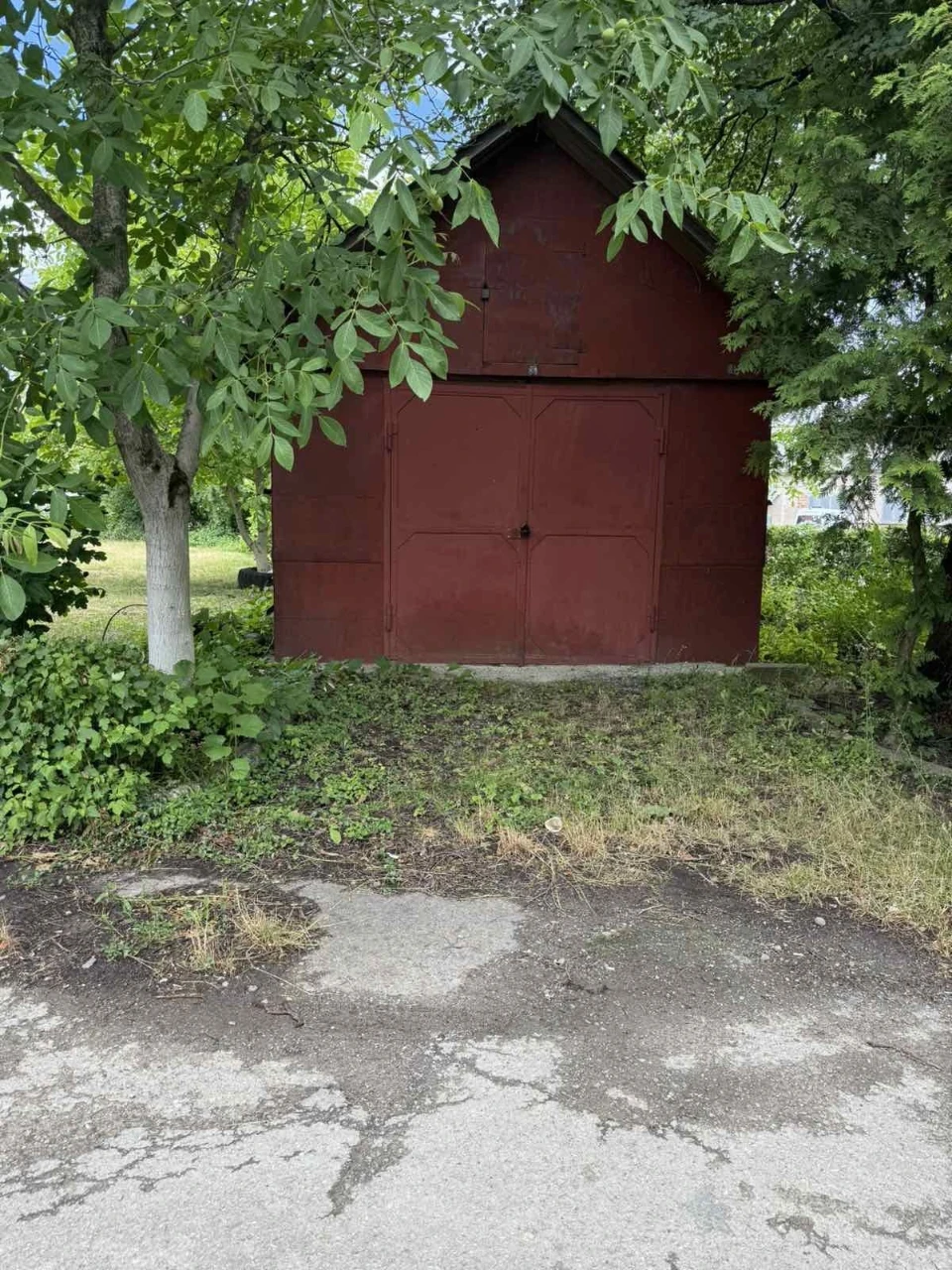 Garage for sale in Tlumač