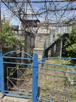Продається дача дві ділянки поруч. Під город, сад або бізнес.