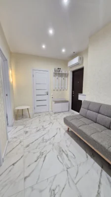 Ideal 2-room apartment with renovation and furniture on Street Sa