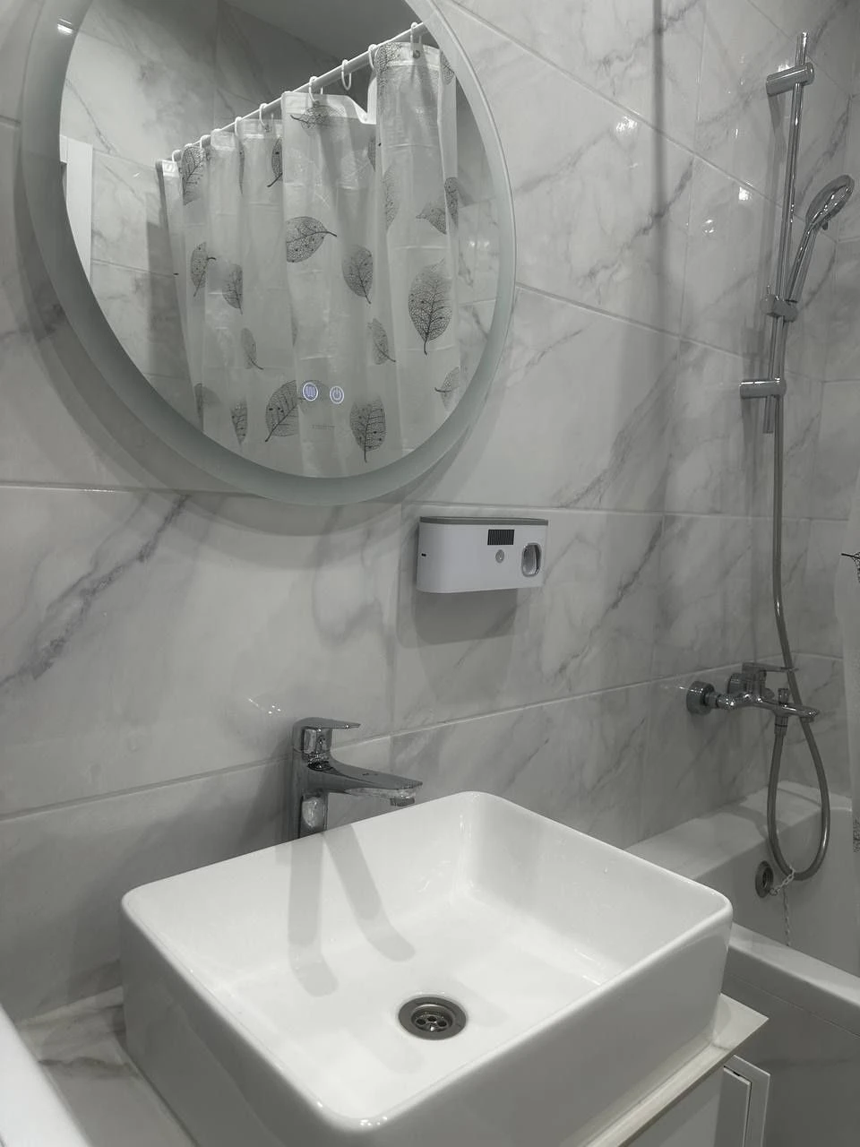 Ideal 2-room apartment with renovation and furniture on Street Sa