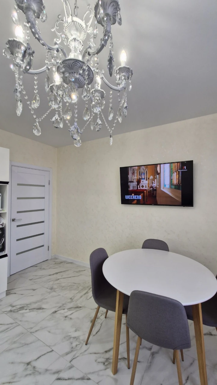 Ideal 2-room apartment with renovation and furniture on Street Sa