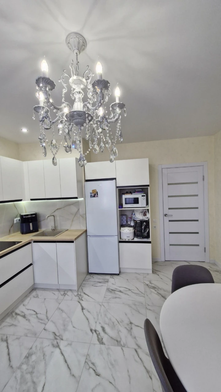 Ideal 2-room apartment with renovation and furniture on Street Sa