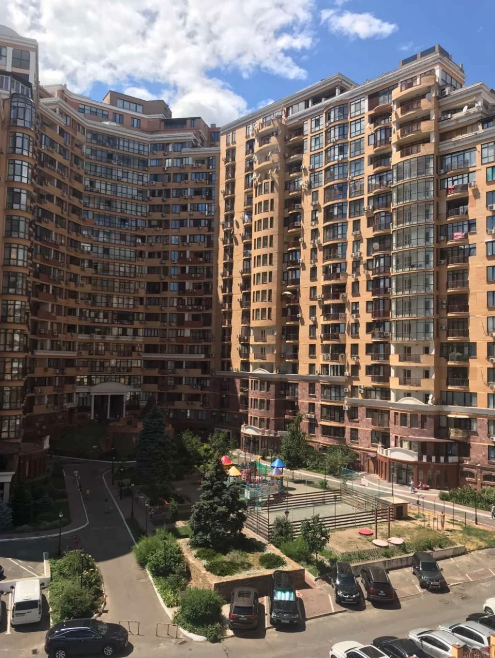 Apartment in ЖК Корона Нова Аркадія | 2-bedroom, 104 square meters, 4th floor