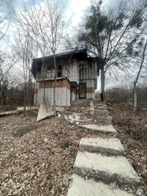 Дача з будинком біля Харкова