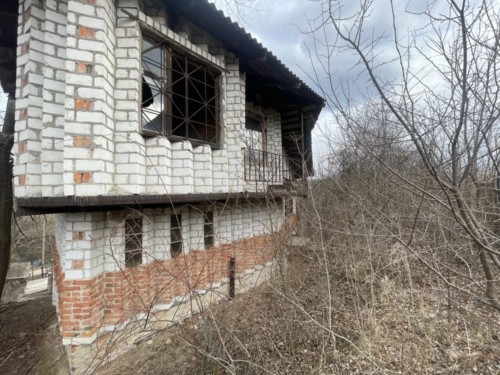 Дача з будинком біля Харкова
