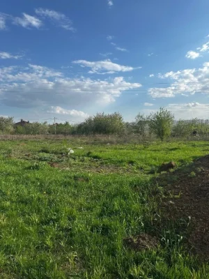 Земляна ділянка