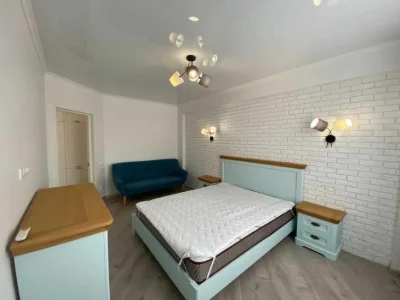 For Sale: Stylish apartment with designer renovation in the "Favorit" residential complex