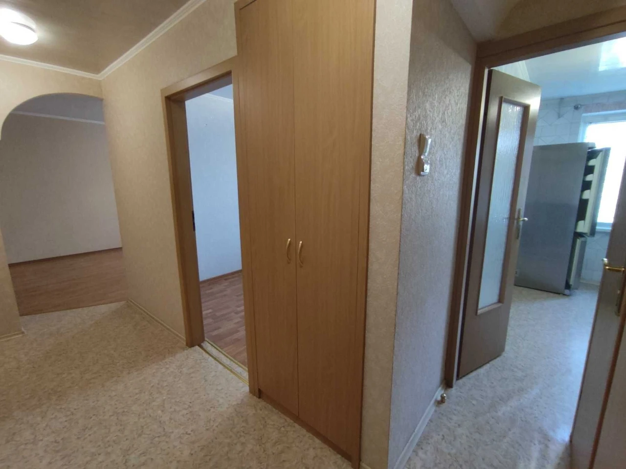 Продається 3-кімнатна квартира на 3-му поверсі