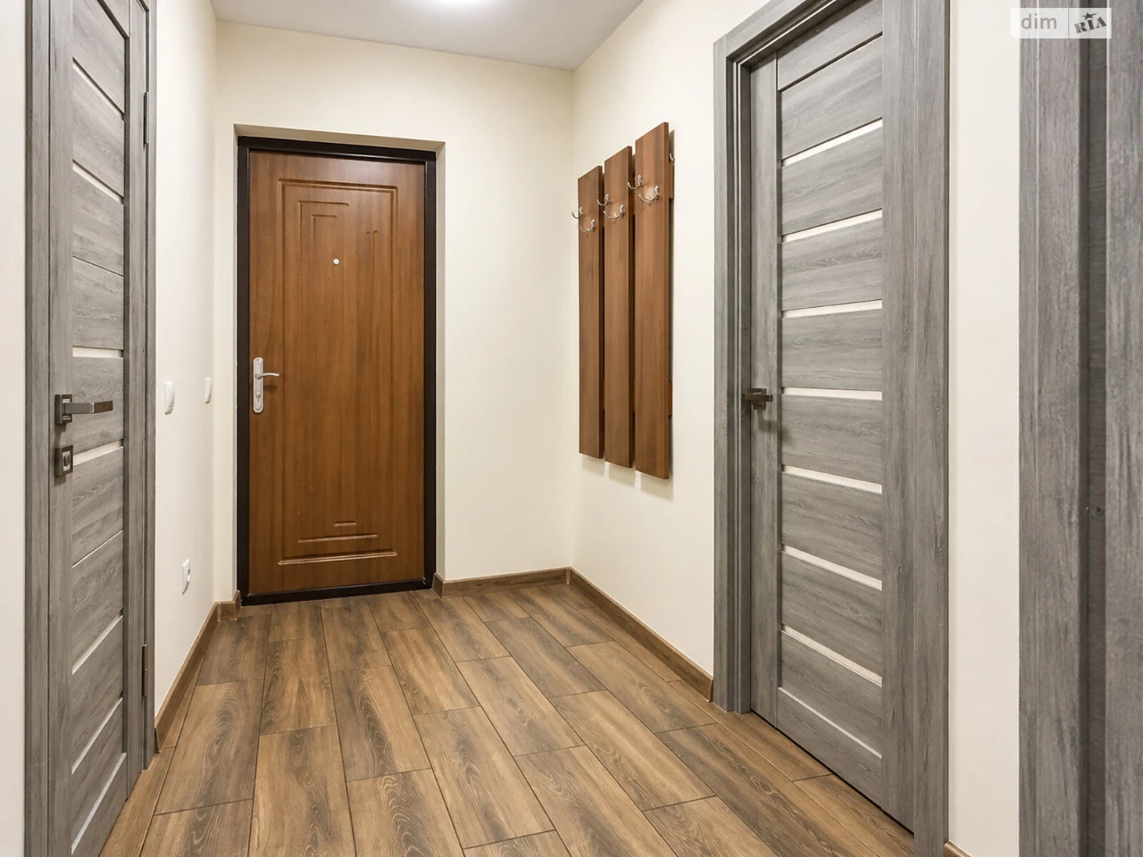 Long-Term Rental Apartment - Youthful
