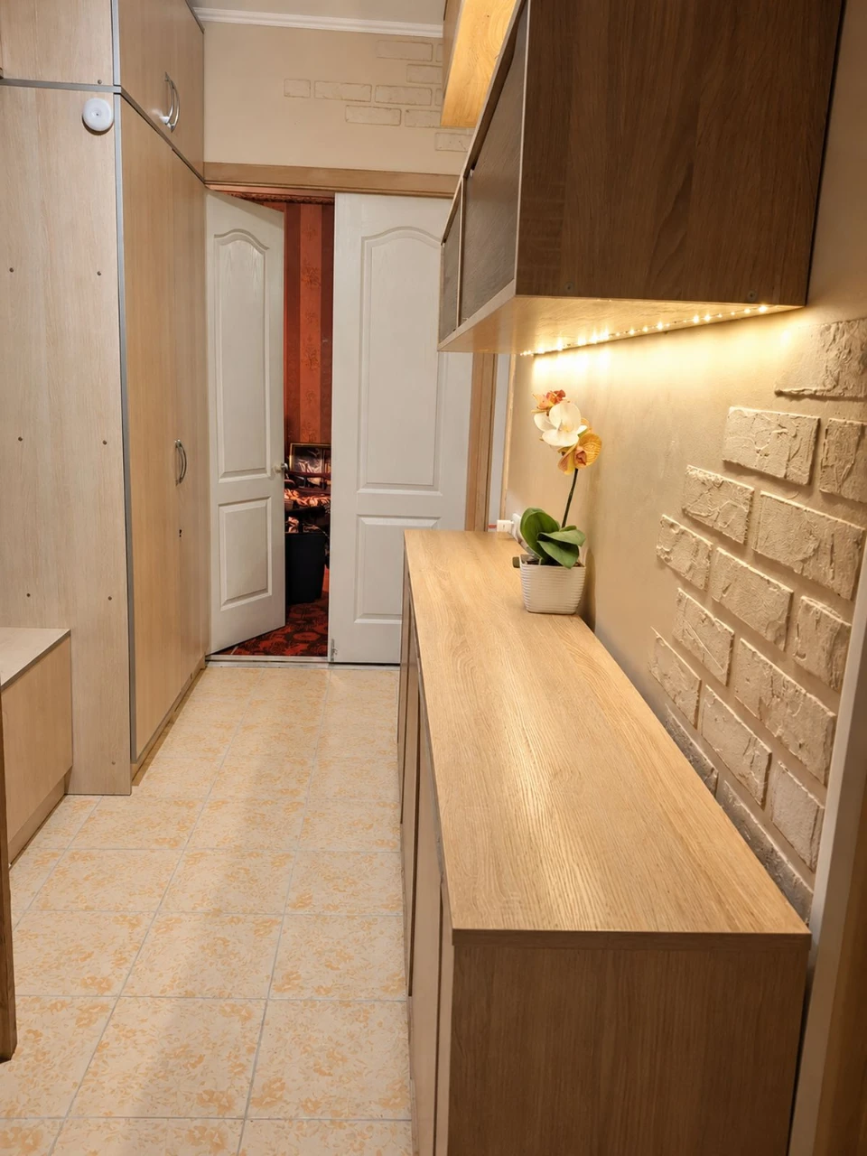 2-room apartment on Poltavskaya
