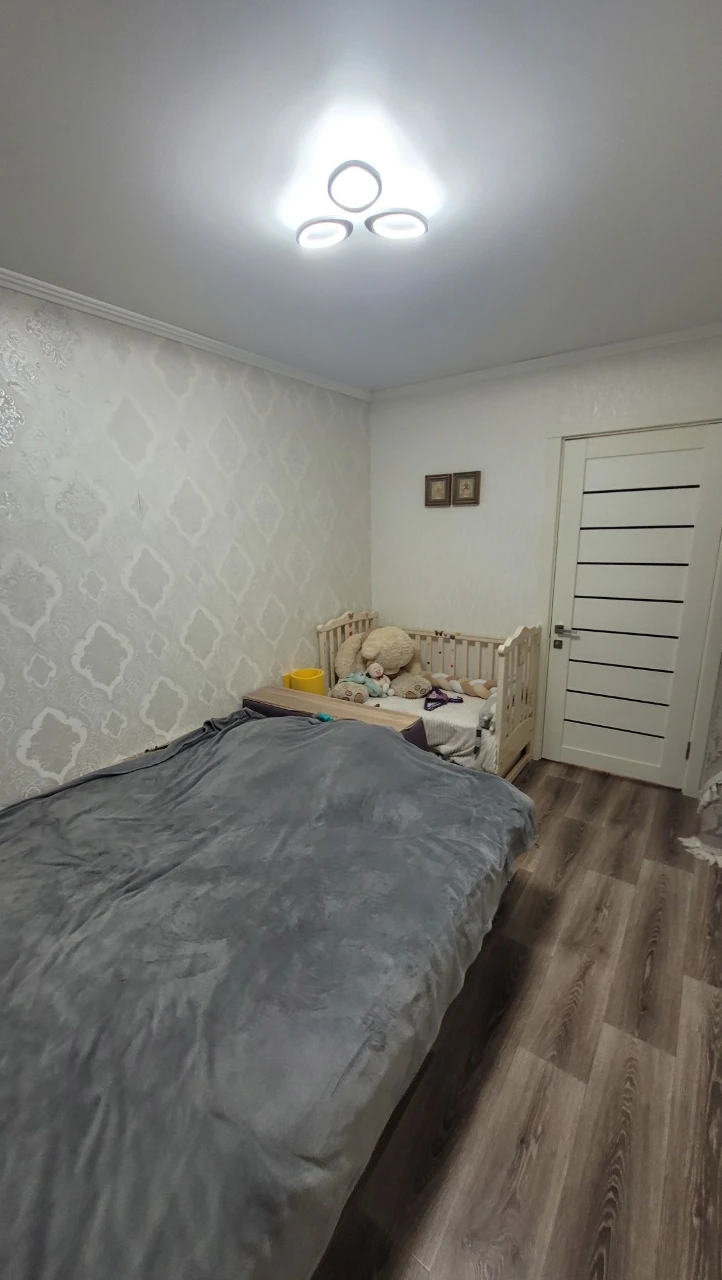 Продам 1-кімнатну квартиру в РН Попова від власника