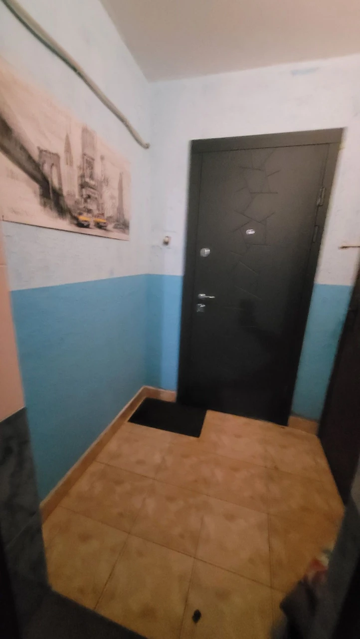 Продам 1-кімнатну квартиру в РН Попова від власника