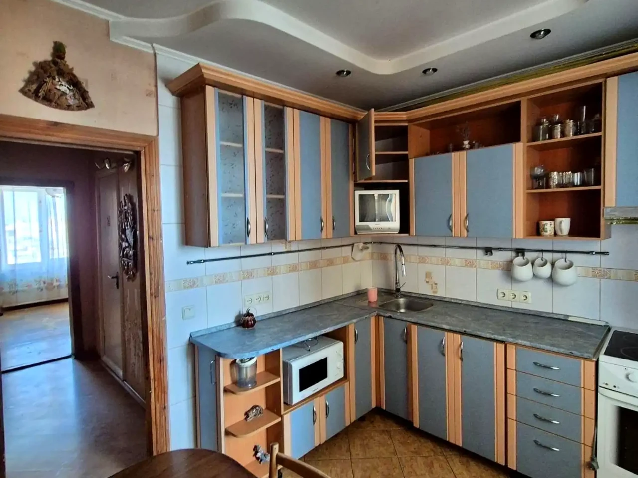 Rent 2-room apartment 75 sq m 16/16 floor